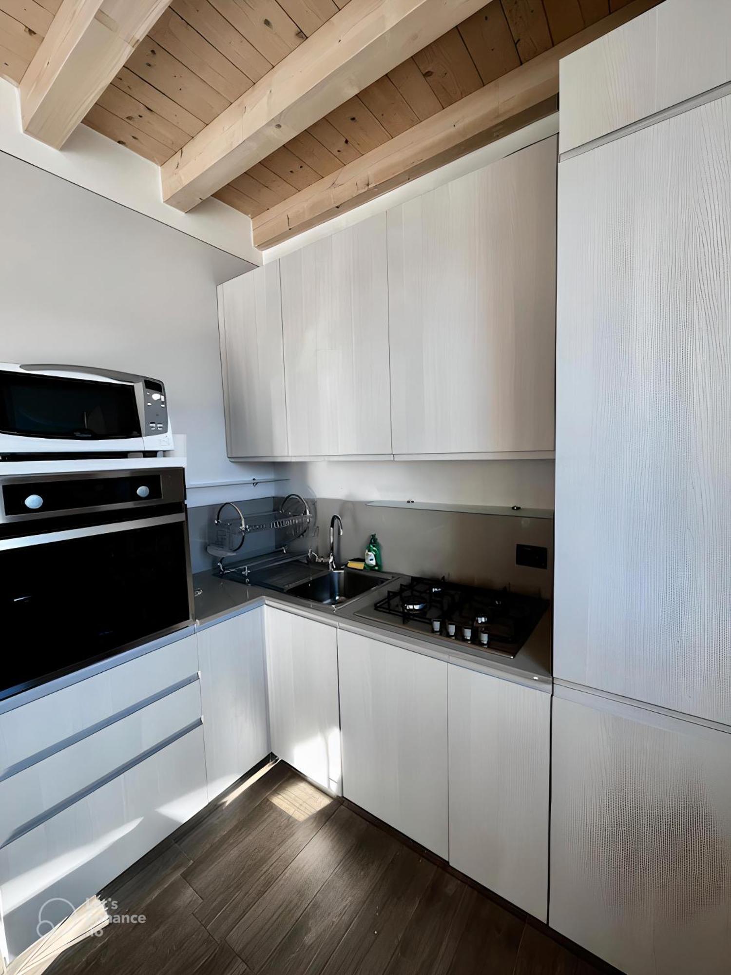 Appartamento Grande Terrazza Vista Lago Parzanica Kültér fotó